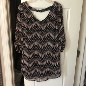 Lily Rose Chiffon dress pink black chevron